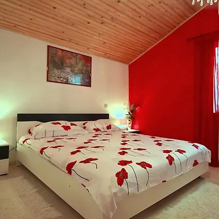 Casa Fragola Prsurici